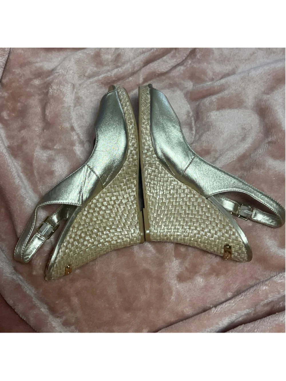 Women's Lilly Pulitzer Gold Wedge Sandals
